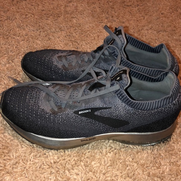 brooks men's levitate 2 running shoes